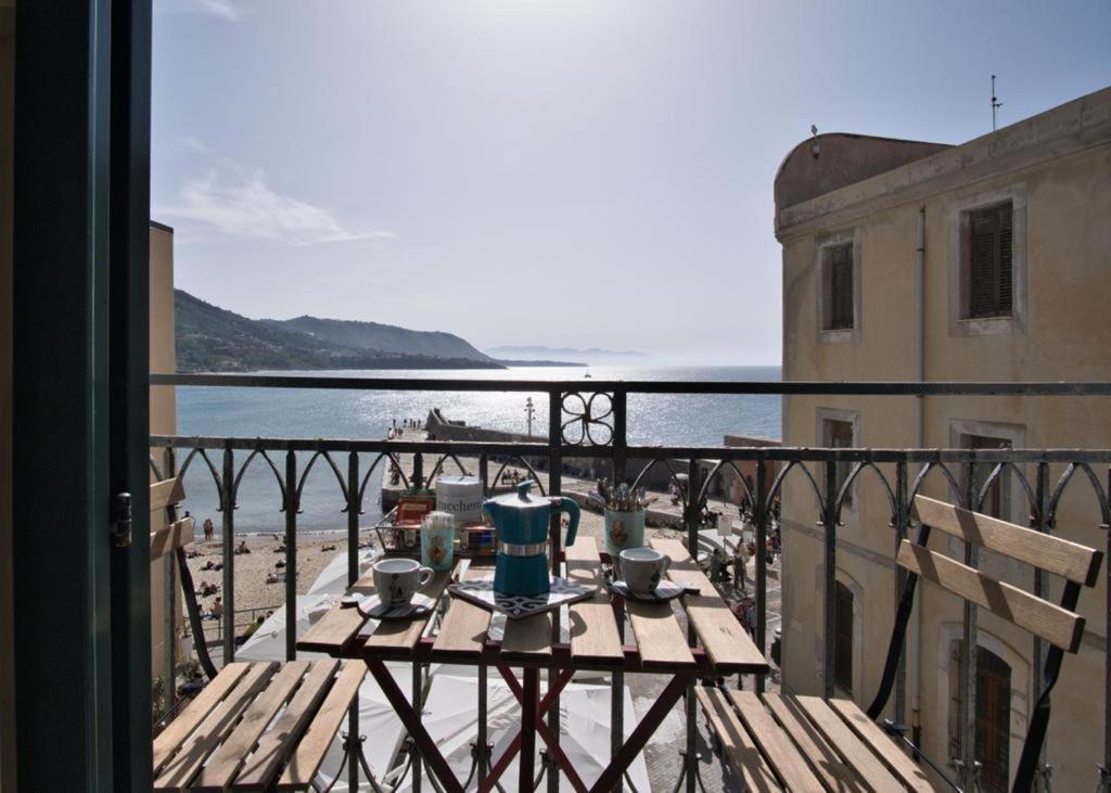 Appartement Devalu Casa Del Mare à Cefalù Extérieur photo