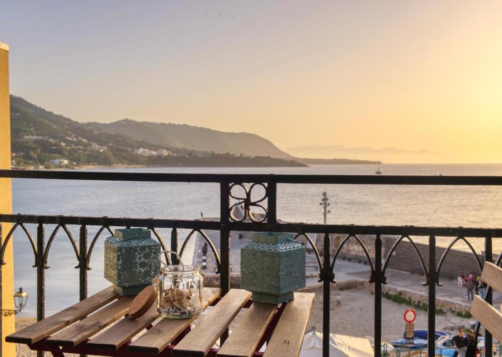Appartement Devalu Casa Del Mare à Cefalù Extérieur photo